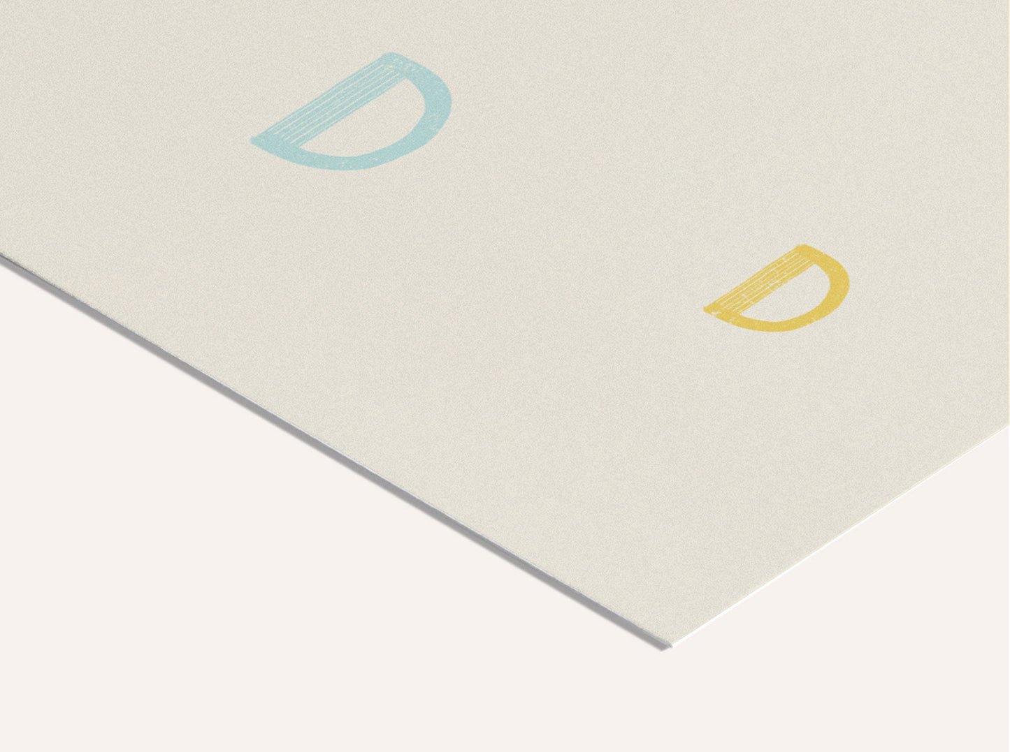 Zoe - Groovy Letters (30x40 cm)